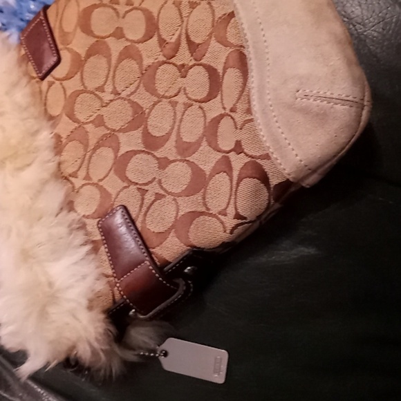 Coach Signature Shearling (FO52BK47) Crossbody Bag - Picture 7 of 8